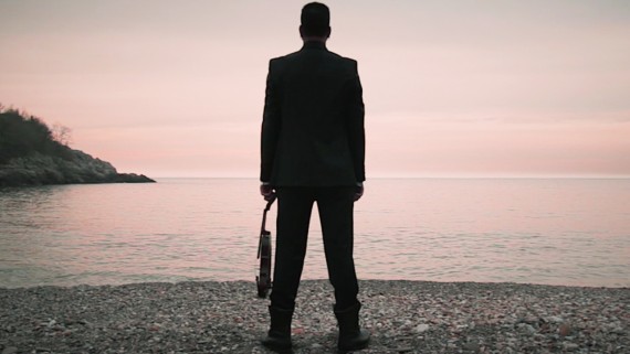 Çığ Gibi (Alper Kömürcü)